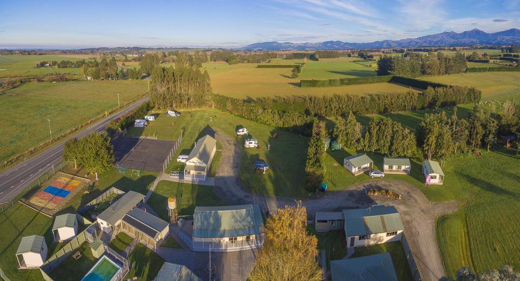 Grumpy'S Kiwi Holiday Park Geraldine Esterno foto
